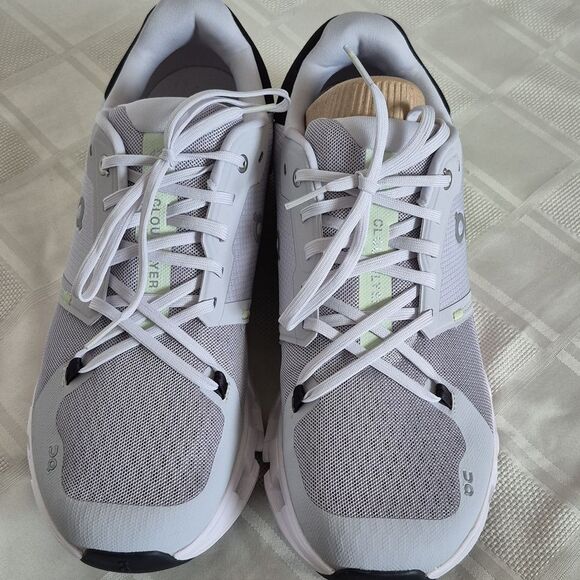 On Running Light Cloudflyer Gray and Mint Sneakers - Picture 14 of 16